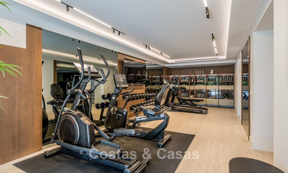 Nueva villa mediterránea de lujo en venta cerca de servicios en el lado este de Marbella 780528