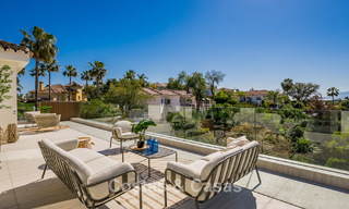 Nueva villa mediterránea de lujo en venta cerca de servicios en el lado este de Marbella 780535 