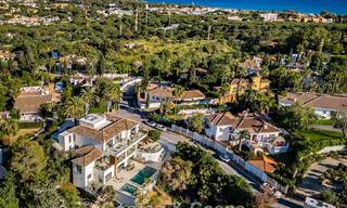Nueva villa mediterránea de lujo en venta cerca de servicios en el lado este de Marbella 780547 