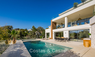 Nueva villa mediterránea de lujo en venta cerca de servicios en el lado este de Marbella 780551 