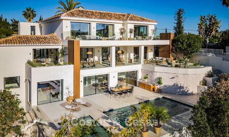 Nueva villa mediterránea de lujo en venta cerca de servicios en el lado este de Marbella 780553