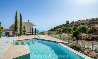 Apartamento nuevo en venta con vistas a la montaña y al mar en un complejo de alta gama en Benalmádena, Costa del Sol 780575 