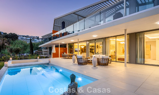 Apartamento nuevo en venta con vistas a la montaña y al mar en un complejo de alta gama en Benalmádena, Costa del Sol 780577 