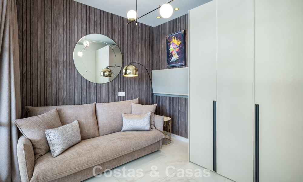 Apartamento nuevo en venta con vistas a la montaña y al mar en un complejo de alta gama en Benalmádena, Costa del Sol 780586