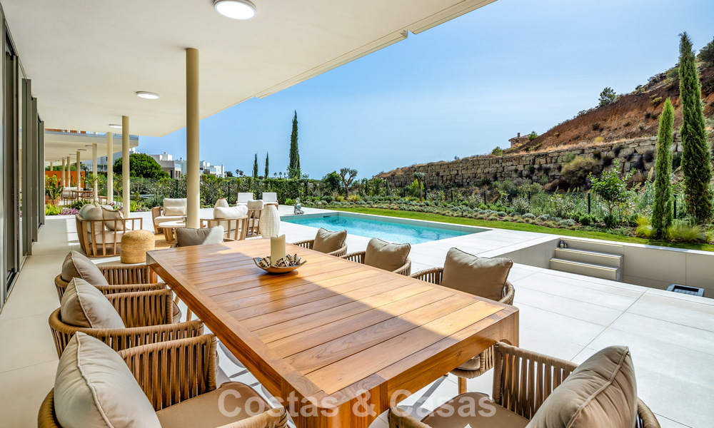 Apartamento nuevo en venta con vistas a la montaña y al mar en un complejo de alta gama en Benalmádena, Costa del Sol 780590