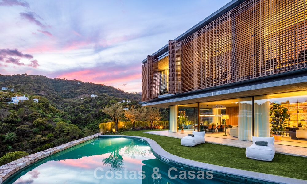 Villa de lujo de última generación con impresionantes vistas en venta en el exclusivo El Madroñal, Benahavis - Marbella 780606