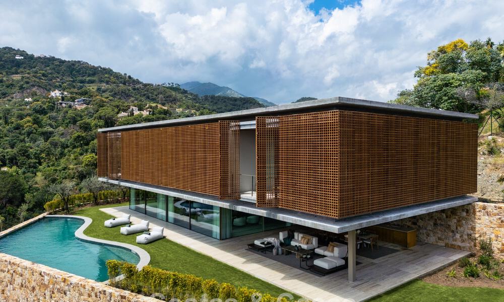 Villa de lujo de última generación con impresionantes vistas en venta en el exclusivo El Madroñal, Benahavis - Marbella 780609