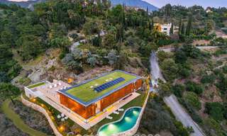 Villa de lujo de última generación con impresionantes vistas en venta en el exclusivo El Madroñal, Benahavis - Marbella 780613 