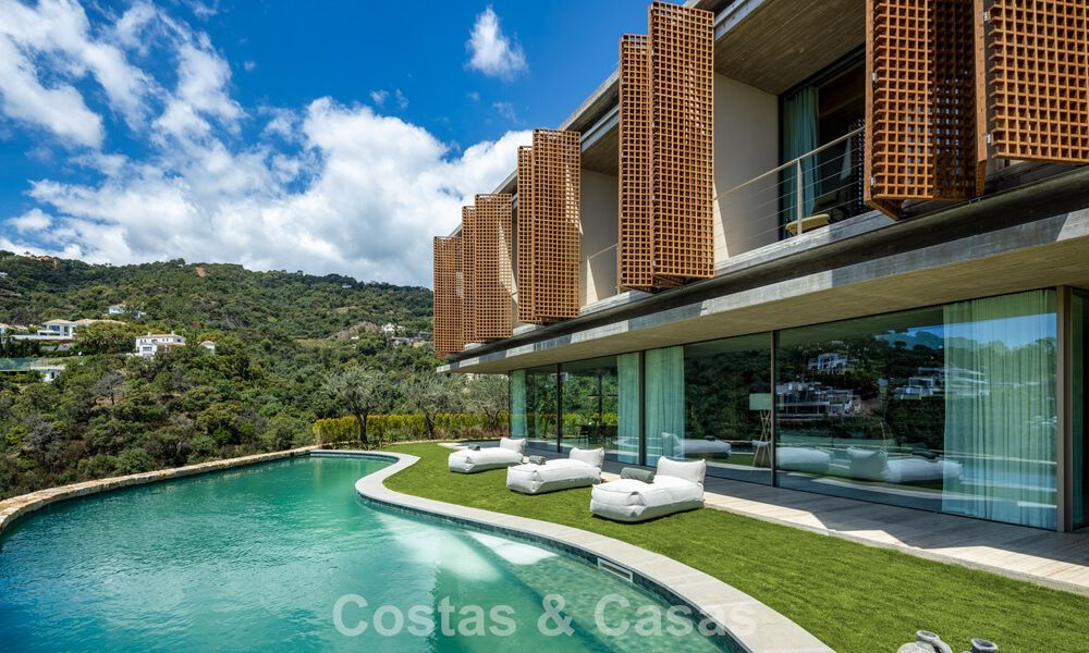 Villa de lujo de última generación con impresionantes vistas en venta en el exclusivo El Madroñal, Benahavis - Marbella 780631