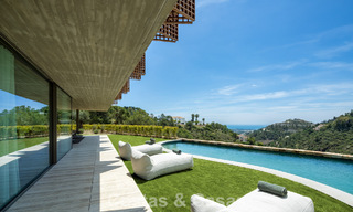 Villa de lujo de última generación con impresionantes vistas en venta en el exclusivo El Madroñal, Benahavis - Marbella 780633 