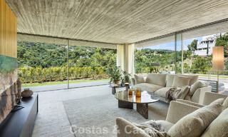 Villa de lujo de última generación con impresionantes vistas en venta en el exclusivo El Madroñal, Benahavis - Marbella 780635 