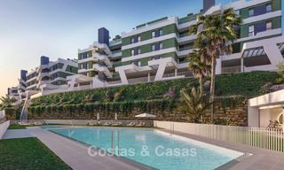 Apartamentos en primera línea de golf con vistas al mar en venta en un complejo de lujo en Mijas, Costa del Sol 780594 