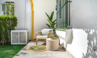 Apartamento reformado de 3 dormitorios con jardín a poca distancia de Puerto Banús en Nueva Andalucía, Marbella 780667 