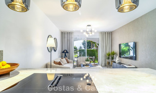 Apartamento reformado de 3 dormitorios con jardín a poca distancia de Puerto Banús en Nueva Andalucía, Marbella 780675 