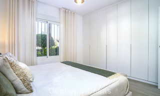 Apartamento reformado de 3 dormitorios con jardín a poca distancia de Puerto Banús en Nueva Andalucía, Marbella 780698 