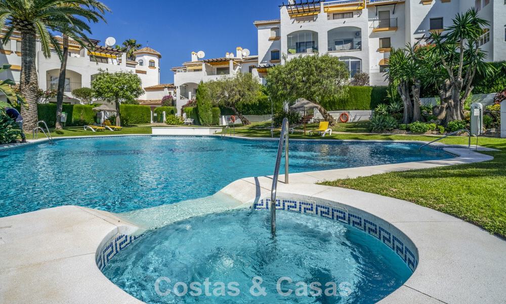 Apartamento reformado de 3 dormitorios con jardín a poca distancia de Puerto Banús en Nueva Andalucía, Marbella 780706