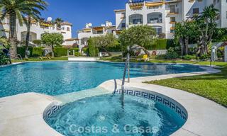 Apartamento reformado de 3 dormitorios con jardín a poca distancia de Puerto Banús en Nueva Andalucía, Marbella 780706 