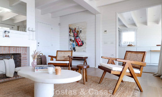 Villa mediterránea en una sola planta para entrar a vivir en venta, en zona de golf de Benahavis - Marbella 780828 