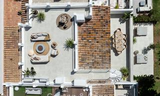 Casa adosada renovada en venta en el popular enclave de golf de Aloha Golf, en Nueva Andalucía, Marbella 780852 