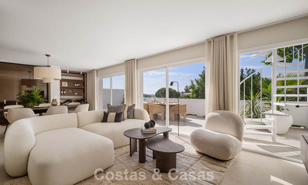 Casa adosada renovada en venta en el popular enclave de golf de Aloha Golf, en Nueva Andalucía, Marbella 780860