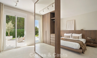 Casa adosada renovada en venta en el popular enclave de golf de Aloha Golf, en Nueva Andalucía, Marbella 780878 