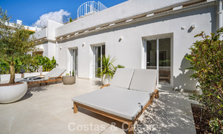 Casa adosada renovada en venta en el popular enclave de golf de Aloha Golf, en Nueva Andalucía, Marbella 780889 