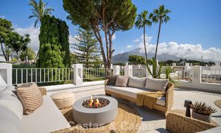 Casa adosada renovada en venta en el popular enclave de golf de Aloha Golf, en Nueva Andalucía, Marbella 780891 