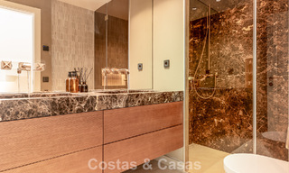 Lujosa casa adosada reformada de estilo mediterráneo en venta en la Milla de Oro de Marbella 782949 