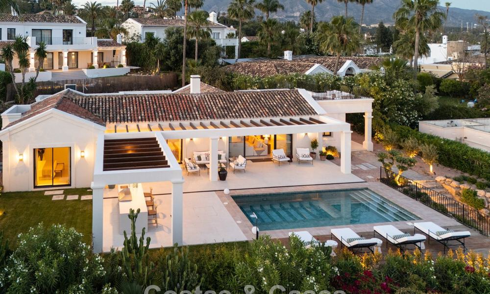 Villa de lujo de una sola planta, lista para entrar a vivir, en venta en el Valle del Golf de Nueva Andalucía, Marbella 780938