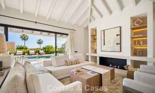 Villa de lujo de una sola planta, lista para entrar a vivir, en venta en el Valle del Golf de Nueva Andalucía, Marbella 780970 