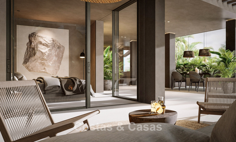 Exclusiva villa renovada con arquitectura sofisticada en venta en la prestigiosa Nueva Andalucía, Marbella 781033