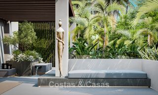 Exclusiva villa renovada con arquitectura sofisticada en venta en la prestigiosa Nueva Andalucía, Marbella 781040 