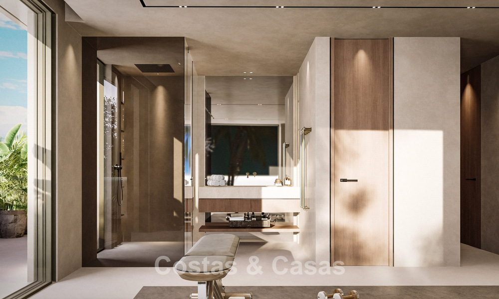 Exclusiva villa renovada con arquitectura sofisticada en venta en la prestigiosa Nueva Andalucía, Marbella 781047