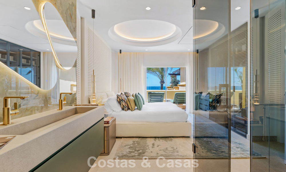 Lujoso apartamento de 3 dormitorios con vistas frontales al mar en venta al este de Marbella centro 780920