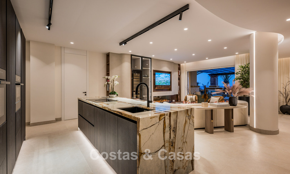 Lujoso apartamento de 3 dormitorios con vistas frontales al mar en venta al este de Marbella centro 780972