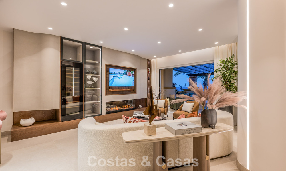 Lujoso apartamento de 3 dormitorios con vistas frontales al mar en venta al este de Marbella centro 781010