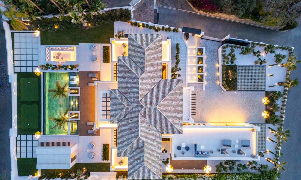Exclusiva villa de lujo con arquitectura andaluza moderna en venta con vistas panorámicas al mar en Marbella - Benahavís 781181