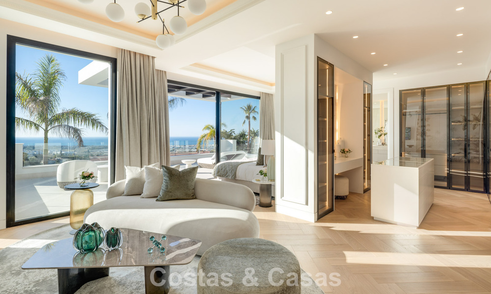 Exclusiva villa de lujo con arquitectura andaluza moderna en venta con vistas panorámicas al mar en Marbella - Benahavís 781187