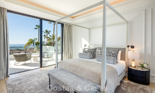 Exclusiva villa de lujo con arquitectura andaluza moderna en venta con vistas panorámicas al mar en Marbella - Benahavís 781196 
