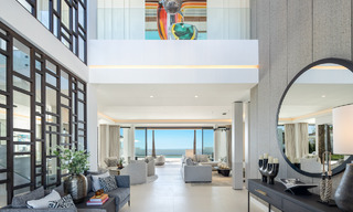 Exclusiva villa de lujo con arquitectura andaluza moderna en venta con vistas panorámicas al mar en Marbella - Benahavís 781209 