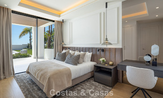 Exclusiva villa de lujo con arquitectura andaluza moderna en venta con vistas panorámicas al mar en Marbella - Benahavís 781210 
