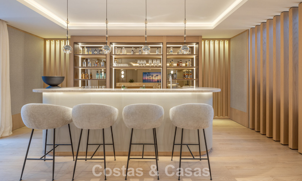 Exclusiva villa de lujo con arquitectura andaluza moderna en venta con vistas panorámicas al mar en Marbella - Benahavís 781213