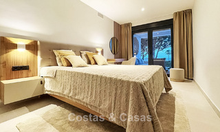 Villa de lujo de una sola planta con vistas al mar en venta cerca de la playa y el campo de golf en Mijas Costa, Costa del Sol 781243 