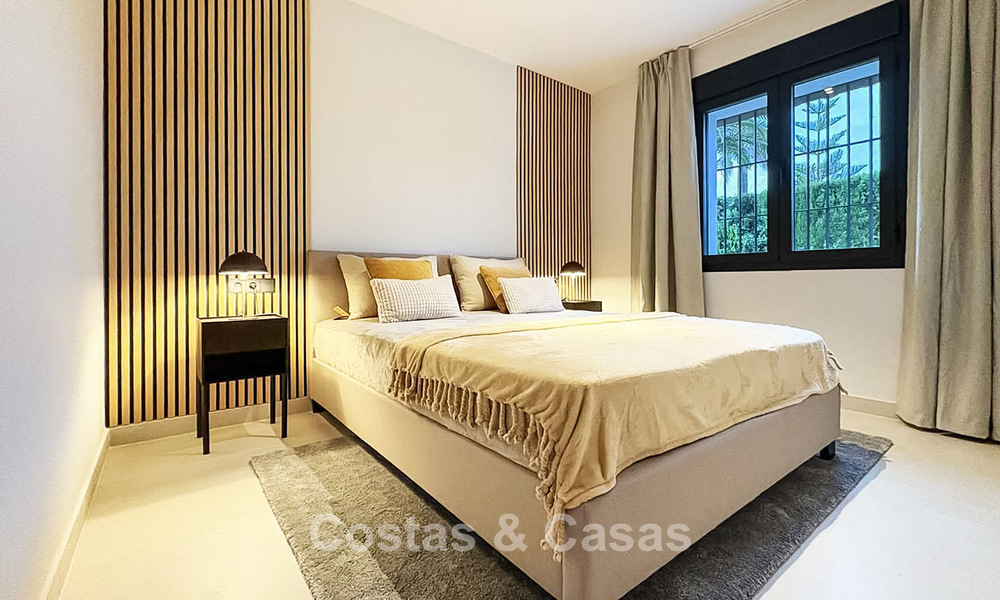 Villa de lujo de una sola planta con vistas al mar en venta cerca de la playa y el campo de golf en Mijas Costa, Costa del Sol 781247