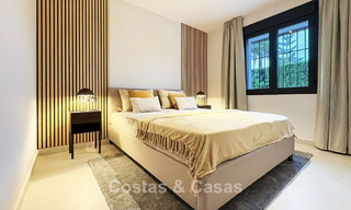 Villa de lujo de una sola planta con vistas al mar en venta cerca de la playa y el campo de golf en Mijas Costa, Costa del Sol 781247 