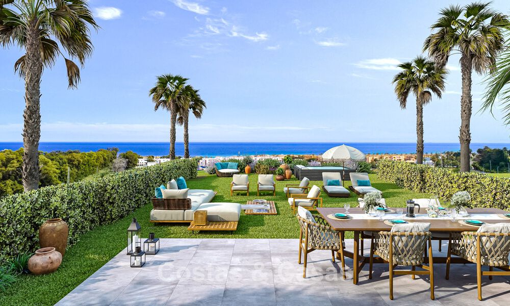 ¡Lanzamiento! Modernos apartamentos sobre plano con vistas al mar en venta en Casares Costa, Costa del Sol 788233