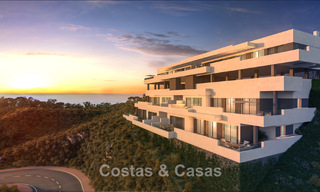 Apartamentos nuevos con vistas al mar en venta a un paso del campo de golf en La Cala de Mijas, Costa del Sol 781167 