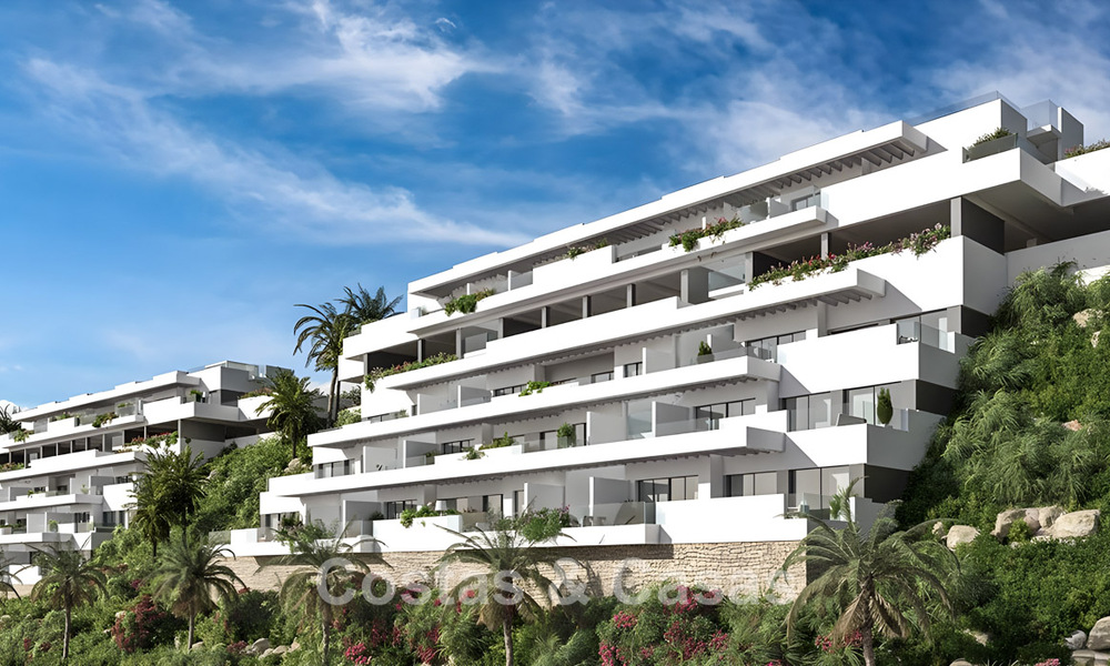 Nuevos apartamentos de lujo con vistas al mar en venta cerca del campo de golf en La Cala de Mijas, Costa del Sol 781171