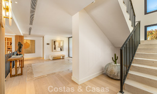 Espectacular villa de lujo en venta en una codiciada urbanización en Nueva Andalucía, Marbella 781318 