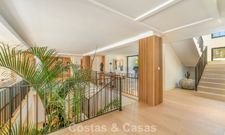 Espectacular villa de lujo en venta en una codiciada urbanización en Nueva Andalucía, Marbella 781319 